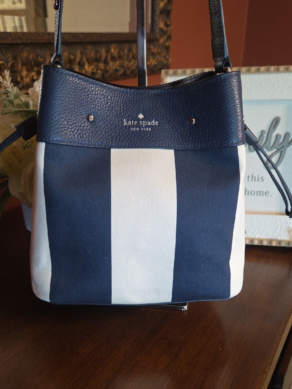 Kate Spade Marti Even Stripe Small Bucket EUC